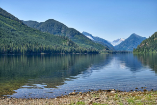 Muchalat Lake © johncameron.ca