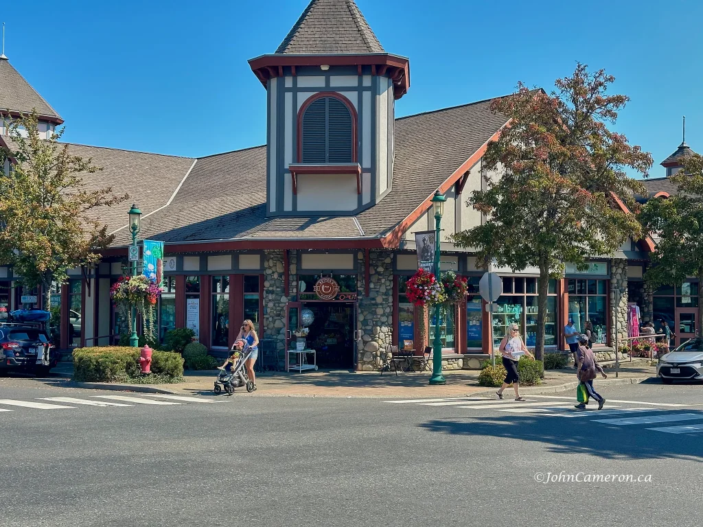 downtown Courtenay ©johncameron.ca